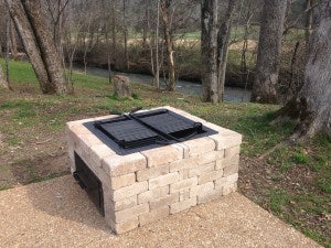 Deluxe Creek w/ Fireplace Site